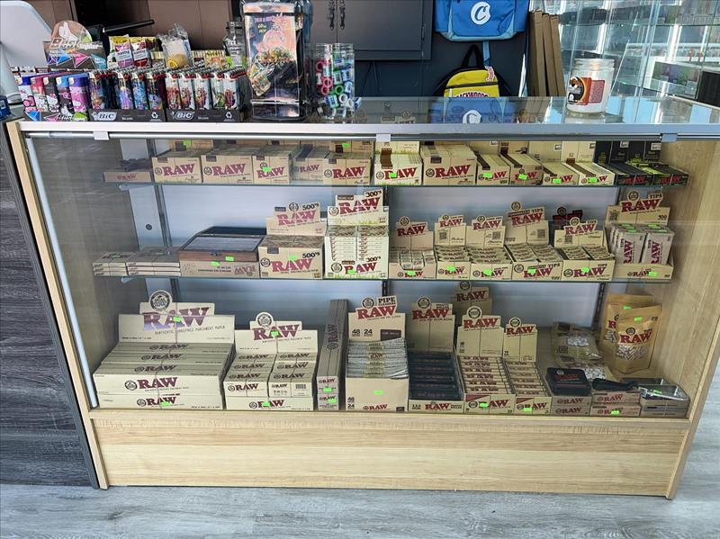 Puffin' Stuff Smoke Shop Lebanon, TN